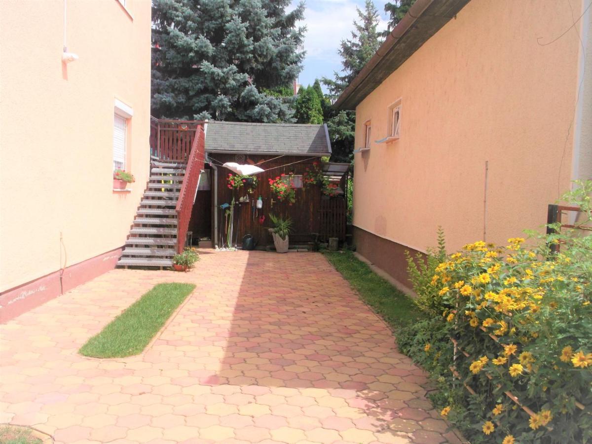 Big Apartman Hajdúszoboszló Εξωτερικό φωτογραφία